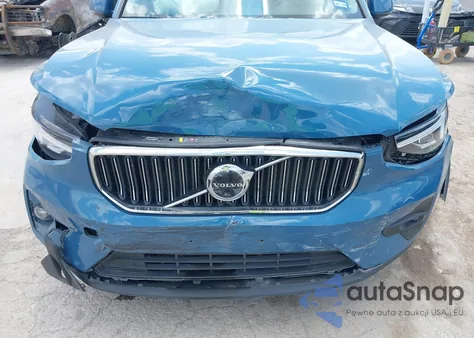 2023 Volvo Xc40 B5 Ultimate Bright Theme z USA, uszkodzony, nr VIN YV4L12UF8P2085671